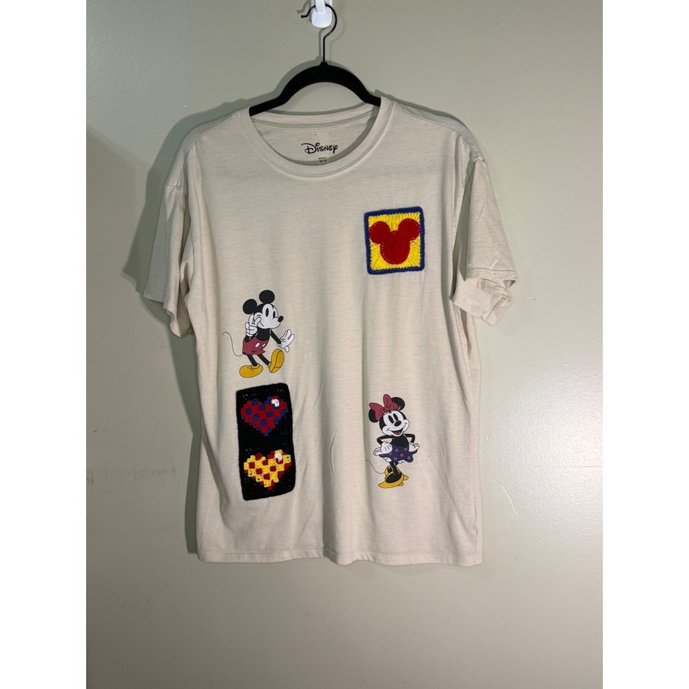 Disney Mickey Minnie Mouse Happy Moments Taupe Graphic T-Shirt Crochet Patch M